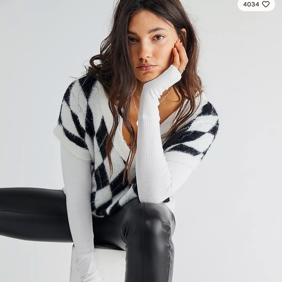 free people through the motions vest - Picture 1 of 5